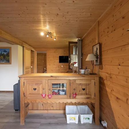 Apartment La Charbonniere *